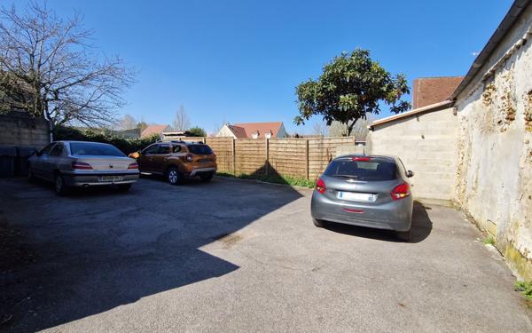 Immeuble à vendre    9 pièces •  Coulommiers