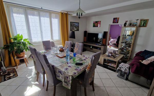 Immeuble à vendre    9 pièces •  Coulommiers