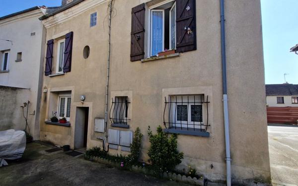 Immeuble à vendre    9 pièces •  Coulommiers