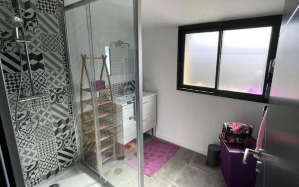 Maison à vendre    5 pièces •  Léon