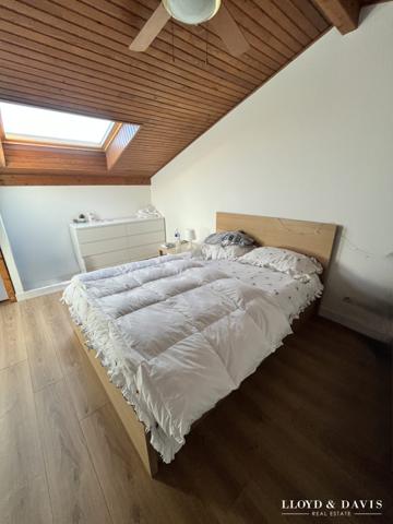 Bordeaux St Genès - Duplex rénové dernier étage avec box