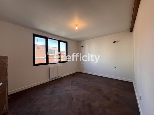 Loft
         6 pièces
        - 127 m² Exclusivité 349 000 € *
