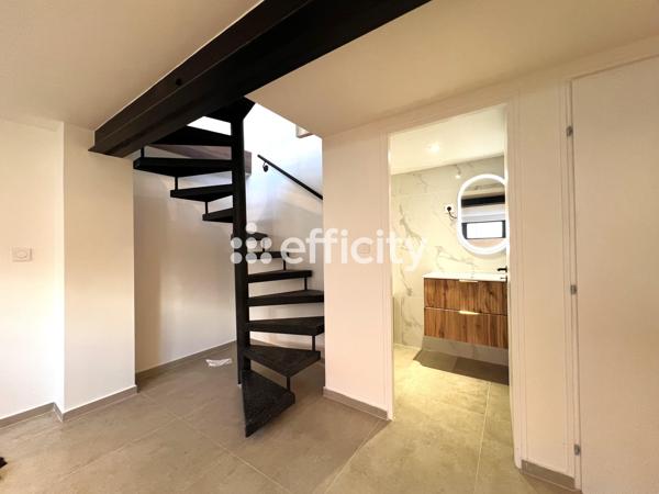 Loft
         6 pièces
        - 127 m² Exclusivité 349 000 € *