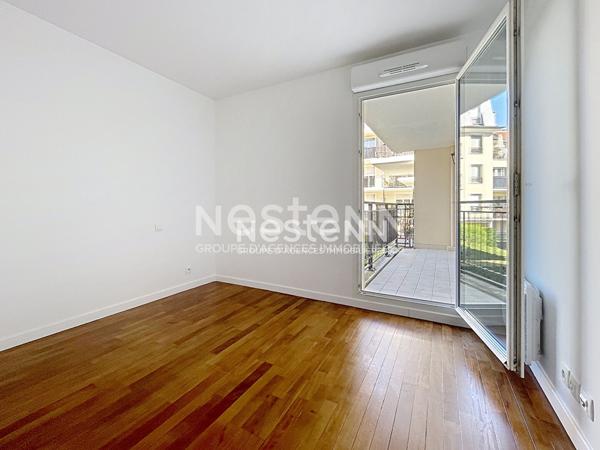 Appartement à Saint Cyr l'Ecole de 3 pièce(s) avec box en sous-sol (prix inclus)..