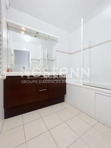 Appartement à Saint Cyr l'Ecole de 3 pièce(s) avec box en sous-sol (prix inclus)..
