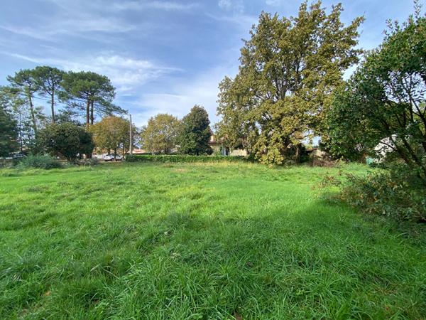 Terrain Gujan Mestras 1018 m2