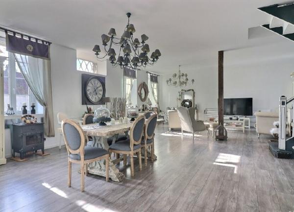 Maison à vendre    5 pièces •  Genlis