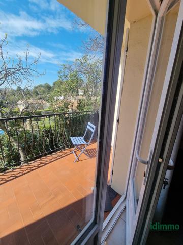 Affaire et Rare Draguignan F2 1 ét 2 terrasse vendu avec terrain de 180m et 2 places parkiing 159000€ dpe d Draguignan (83300)