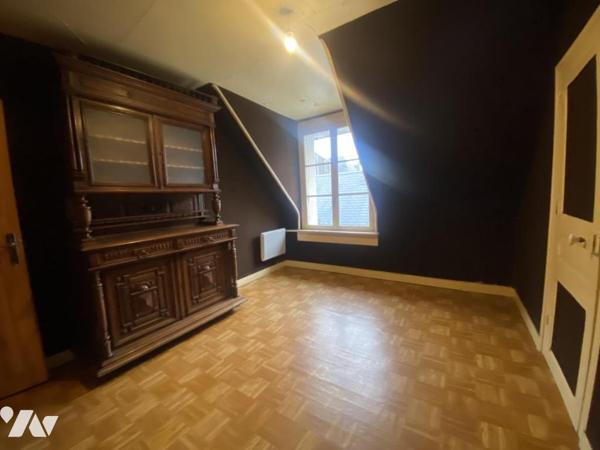 MAISON DE CENTRE-VILLE