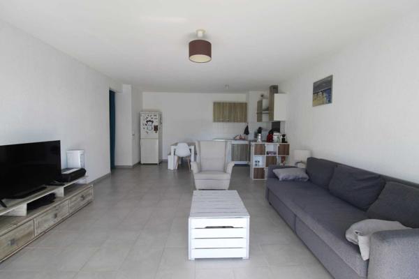 Appartement T3 plus terrasse et parking