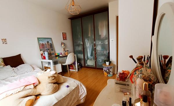 Maison à CASTRES-GIRONDE, 33640 - 5 pièces 94m²