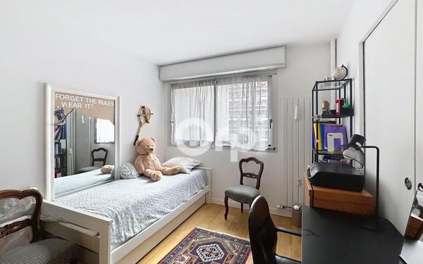 Appartement à louer    4 pièces • 80,37 m2 Paris 15