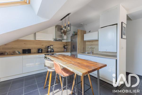 Appartement à vendre 4 pièces 79,23 m² Saint-Jeoire-Prieuré