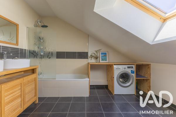 Appartement à vendre 4 pièces 79,23 m² Saint-Jeoire-Prieuré