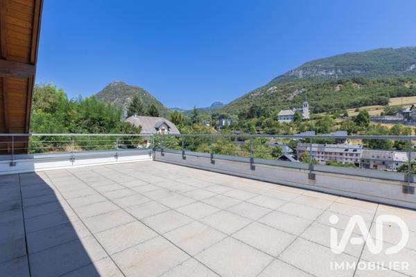 Appartement à vendre 4 pièces 79,23 m² Saint-Jeoire-Prieuré