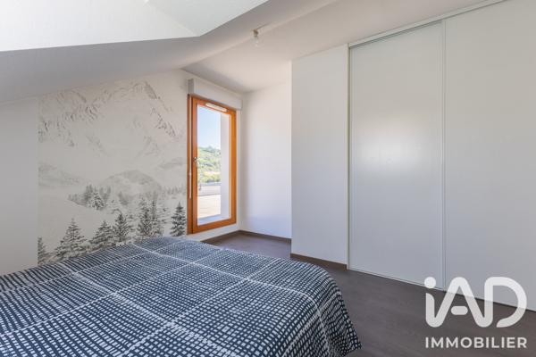 Appartement à vendre 4 pièces 79,23 m² Saint-Jeoire-Prieuré