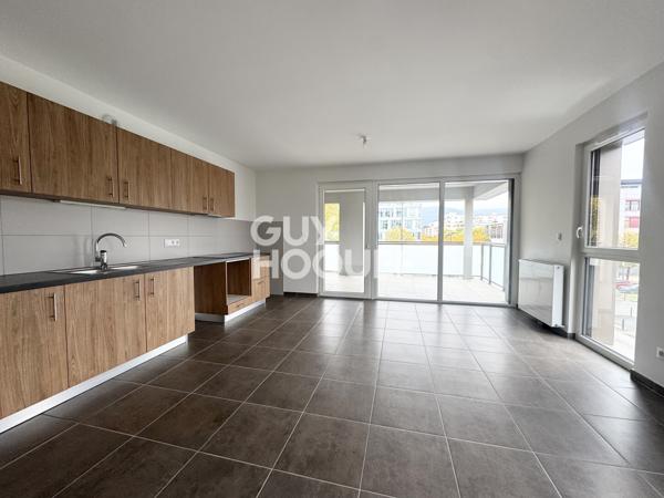APPARTEMENT À LOUER DE 3 PIÈCES DE 69,49 M²