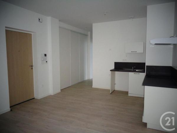 Appartement T2 à vendre  2 pièces - 42,20 m2 FOUGERES - 35
