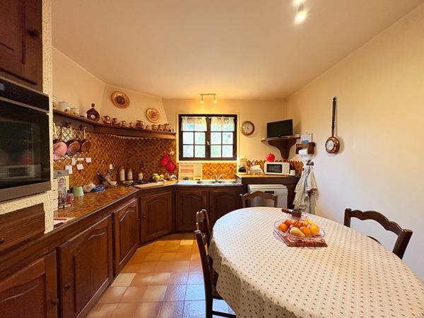 Maison de plain-pied avec appartement attenant ? Environnement privilégié à Ventenac-Cabardès