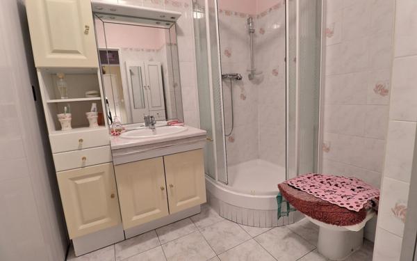 Appartement à vendre    3 pièces •  Marseille 12