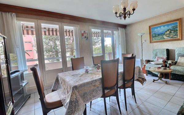 Appartement à vendre    3 pièces •  Marseille 12