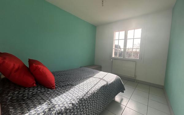 Maison à vendre    4 pièces •  Contres