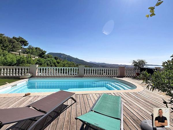 Maison Toulon vue Mer