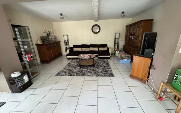 Maison à vendre    6 pièces • 280 m2 Blesmes