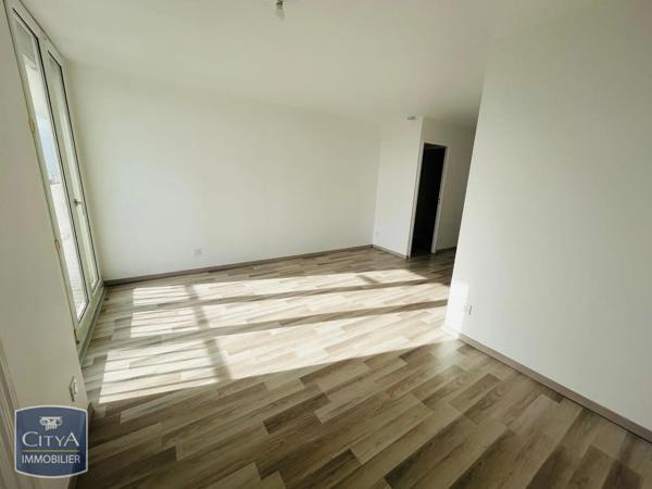 Appartement à louer 4 pièces 78.14m²