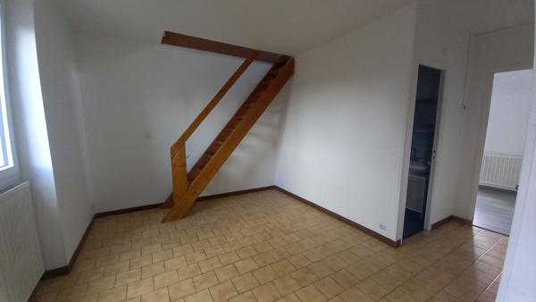 Location appartement Guingamp - 3 pièce(s) - 40 m² - 430 €/mois