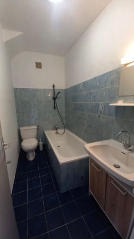 Location appartement Guingamp - 3 pièce(s) - 40 m² - 430 €/mois