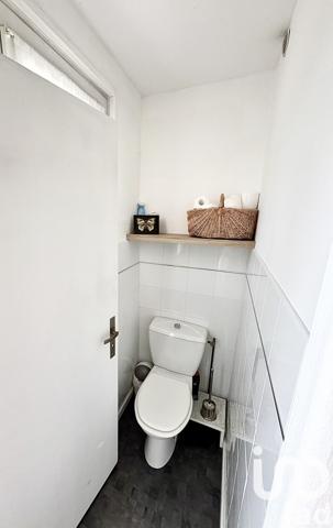 Maison à vendre 4 pièces 74 m² Saint-Julien-les-Villas