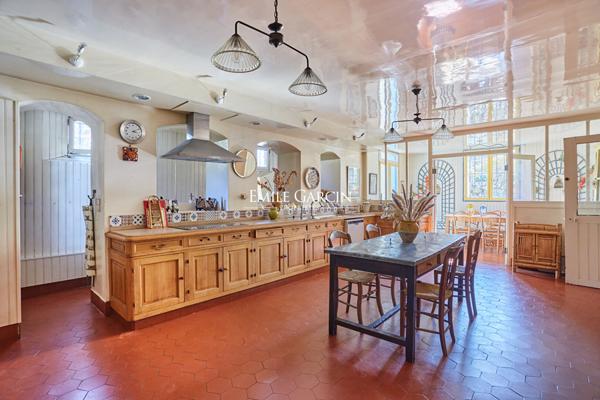 Belle propriété à vendre -Croissy sur Seine- 490 m²-10 chambres