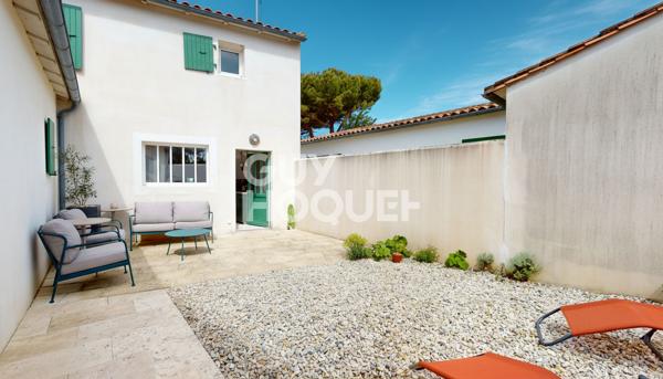 Maison rénovée avec soin, jardin plein sud à La Flotte