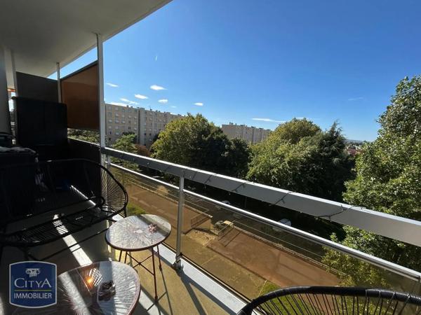 Appartement à louer 4 pièces 70.35m² Sainte-Foy-lès-Lyon (69110)