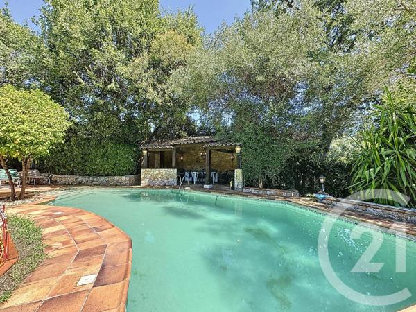 Maison à vendre  7 pièces - 124,70 m2 ANTIBES - 06