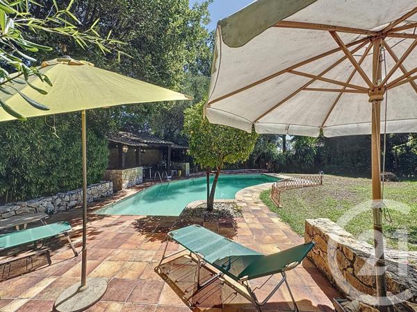 Maison à vendre  7 pièces - 124,70 m2 ANTIBES - 06