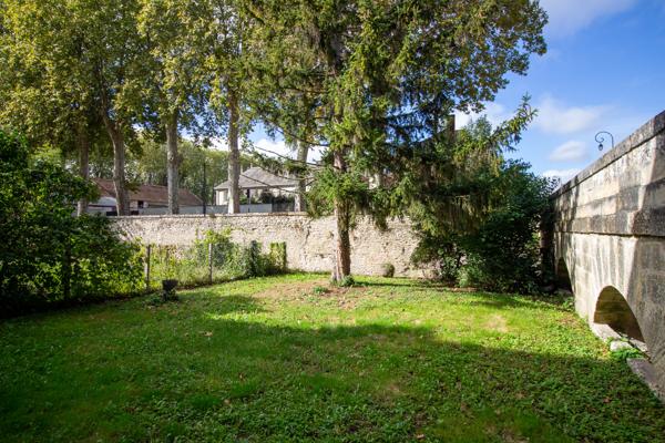 Commerce à vendre à Richelieu (37120) - Indre-et-Loire