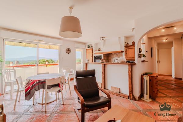 Appartement
                                                                                                                                                                                                                                                                                                                        3 pièce(s)                                                                                                                                                                                                          2 chambre(s)                                                                                                                                                                                                          64  m²