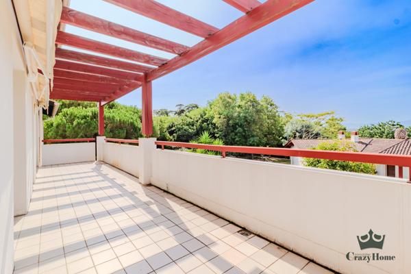 Appartement
                                                                                                                                                                                                                                                                                                                        3 pièce(s)                                                                                                                                                                                                          2 chambre(s)                                                                                                                                                                                                          64  m²