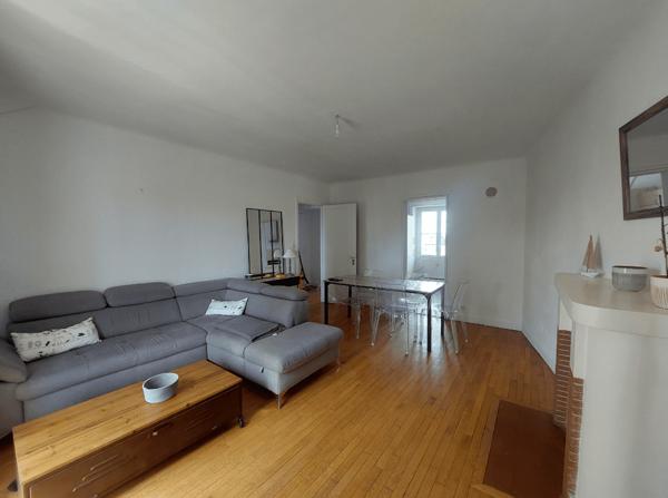 A LOUER – T4 NON MEUBLE – 90.84 m² – VANNES