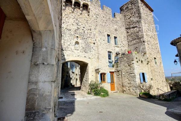 Studio en rez-de-chaussée de 41.56 m² avec coin nuit.