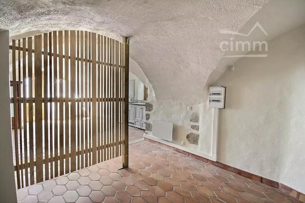Studio en rez-de-chaussée de 41.56 m² avec coin nuit.