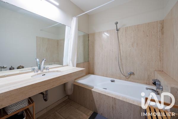 Appartement à vendre 3 pièces 71 m² Tassin-la-Demi-Lune