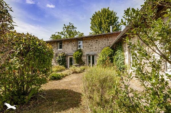 Maison à vendre 350 008 € Piégut-Pluviers 7 p 203 m² DPE E