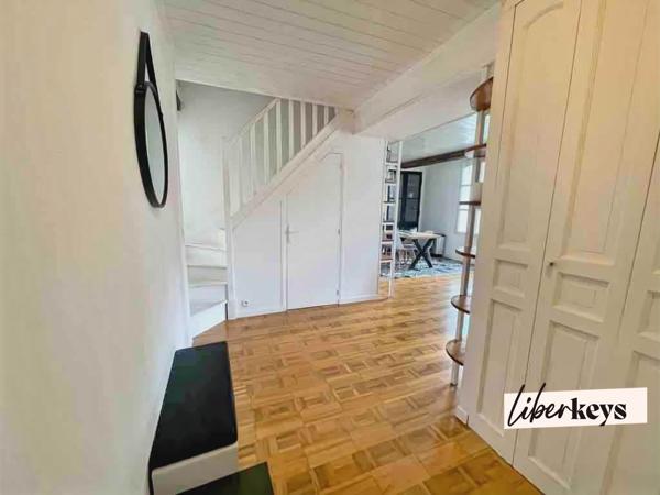 ANGERS – DUPLEX DE CHARME – DERNIER ÉTAGE – COLOCATION PREMIUM & VIE DE FAMILLE