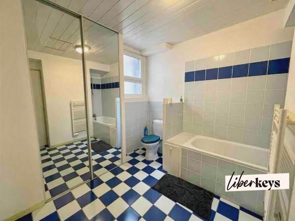 ANGERS – DUPLEX DE CHARME – DERNIER ÉTAGE – COLOCATION PREMIUM & VIE DE FAMILLE