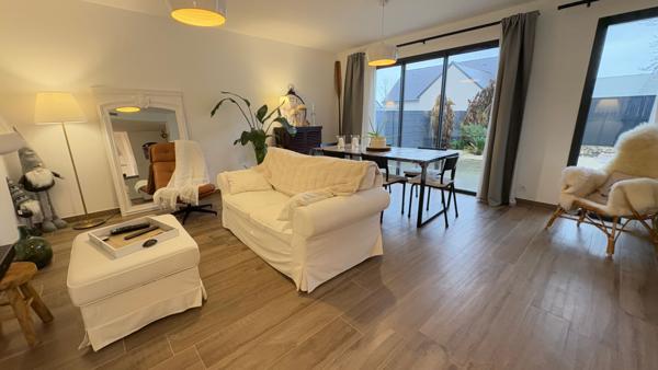 Maison contemporaine de 2020 dans le bourg de Plougoumelen