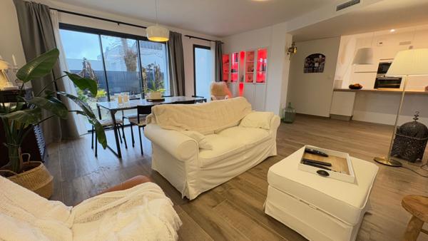 Maison contemporaine de 2020 dans le bourg de Plougoumelen