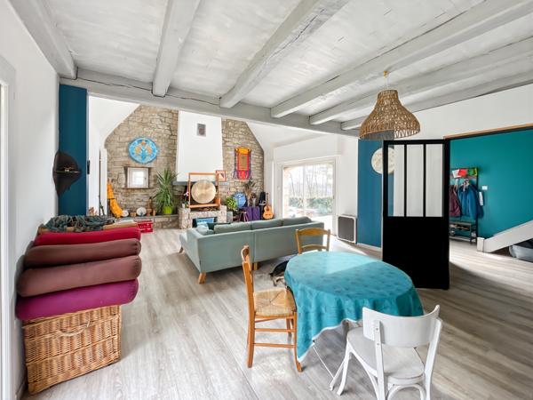 Saint-Nolff (56250) Maison familiale sur grand terrain arboré